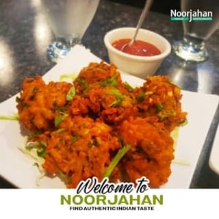 Vegetable Pakora (6 Pieces)